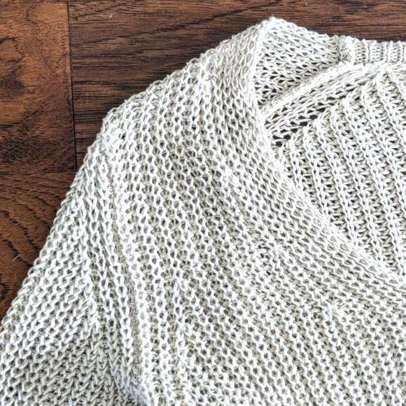 3 for $30 Banana Republic sweater - Picture 3 of 5